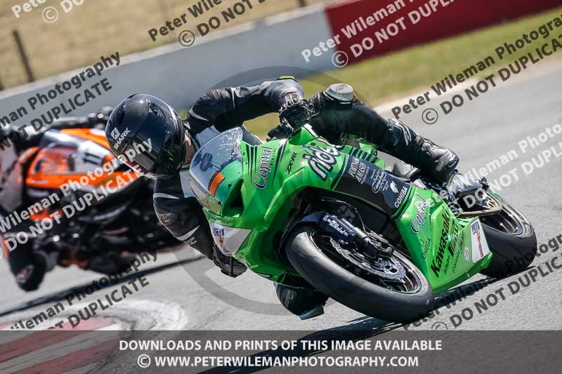 donington no limits trackday;donington park photographs;donington trackday photographs;no limits trackdays;peter wileman photography;trackday digital images;trackday photos